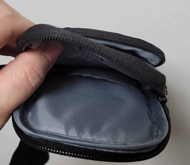 암밴드 수납공간