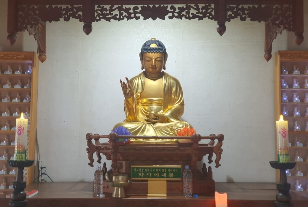 인천 흥륜사 : 서해를 품은 천년의 고찰과 송도 낙조의 미학 도심 속에 숨 쉬는 전통 사찰