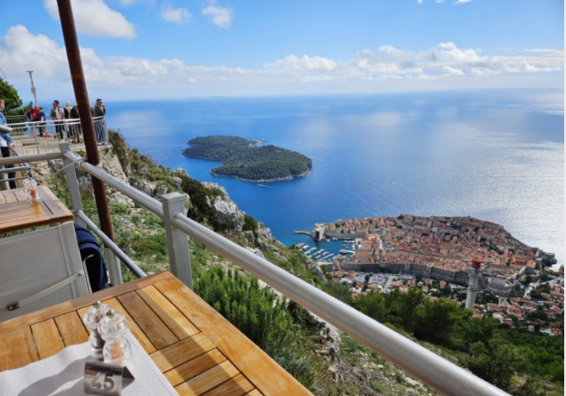 두브로브니크 파노라마 레스토랑