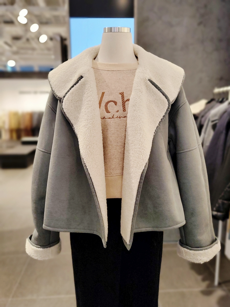 보브 VOV 빅 카라 페이크 무스탕 재킷 7122475101