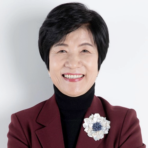 김영주 국회의원 프로필 나이 학력 논란 및 김영주 일본 여행 문자 논란