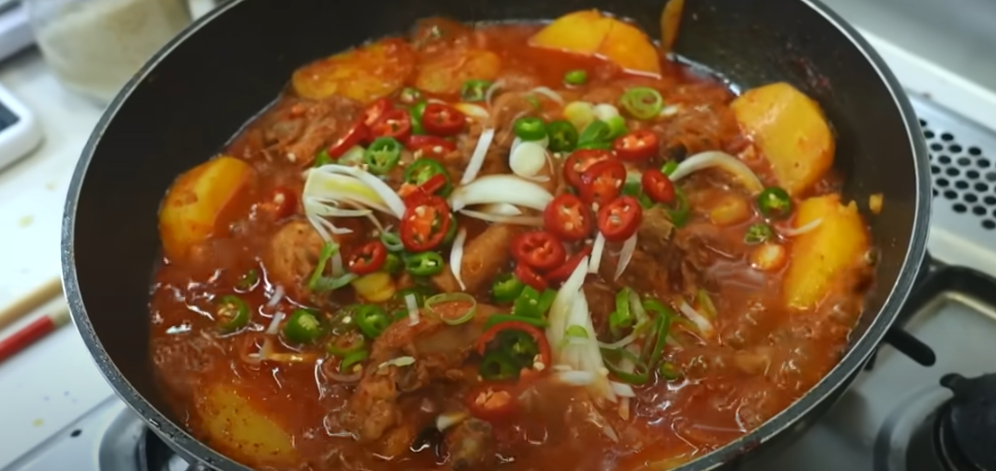 편스토랑 류수영 닭볶음탕 레시피 조리 시작45