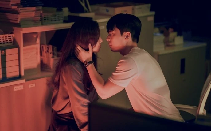 위하준-정려원