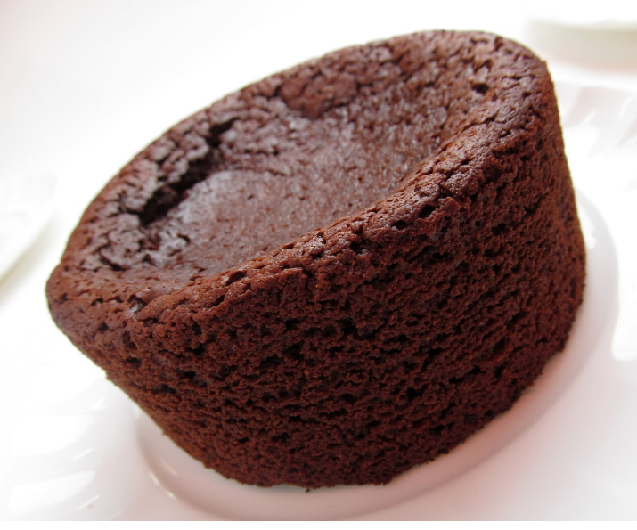 가토쇼콜라와 와인, 초콜릿 케이크의 진수 즐기기