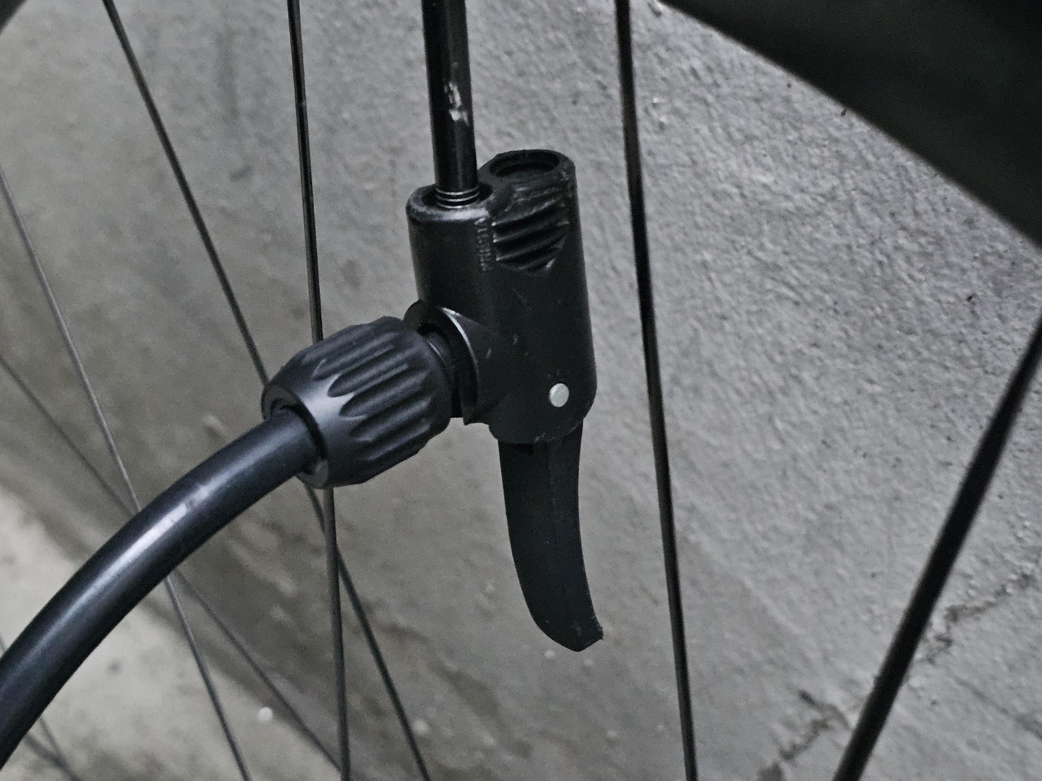 여름철 과다 공기압 주의, 타이어&middot;튜브 손상 예방