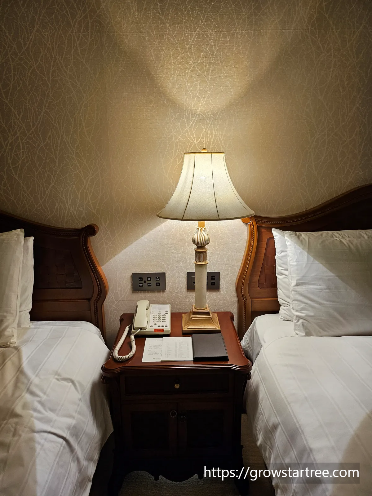 롯데호텔 제주 프리미어 가든뷰 패밀리 더블룸(프리미어 더블더블 가든)