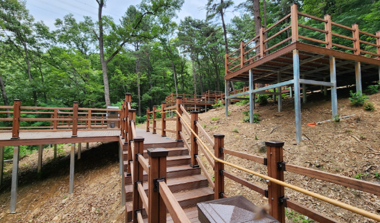 무봉산 자연휴양림