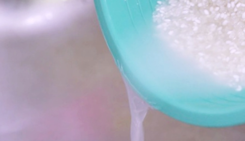 바가지에서-흐르는-쌀뜨물