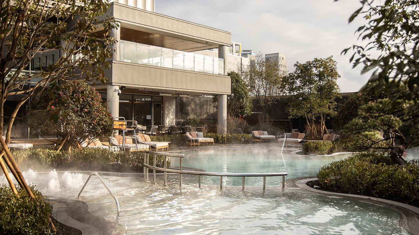 호캉스 추천 롯데호텔 부산 야외 수영장 오픈 무료 입장방법 kkday 1만원 할인쿠폰