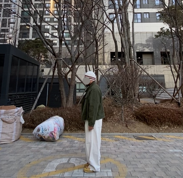 데일리룩('26.1.29.)루오에스펙 울니트햇 버킷햇 벙거지, 밴웍스 폴라티, 메이든 스웨덴 야상 모터사이클 재킷, 무신사스탠다드 벌룬팬츠, 나이키 코르테즈 옐로우 레빗 23 SE