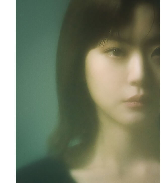 김수빈 인물 포스터