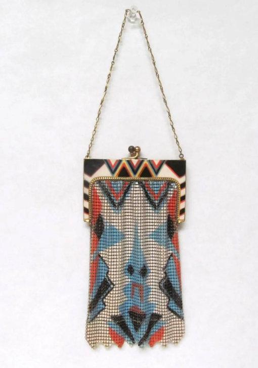 체인백과 메탈 클러치 