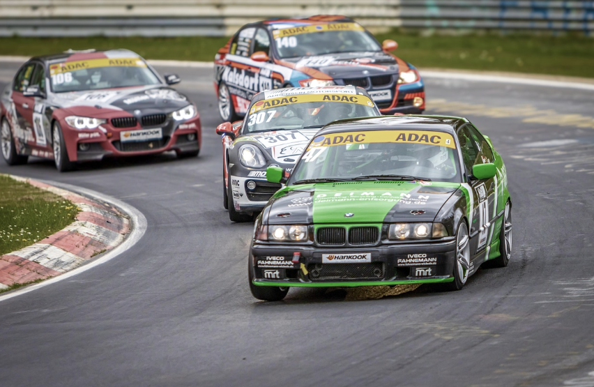 자동차 경주 사진