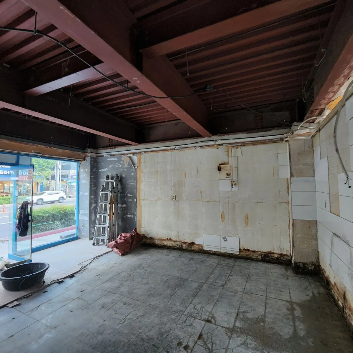 c7879a24-1988-4a28-b444-1c430035b0d4