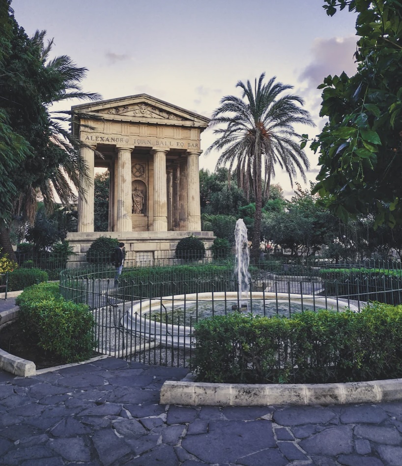 눈밑한관종 생기는 원인 및 해결방법