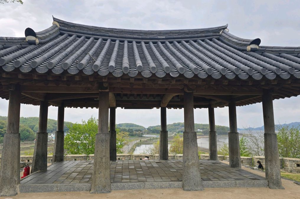 연미정