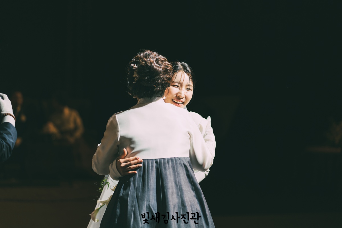 소풍컨벤션웨딩 라온제나홀 본식스냅 서브스냅 30