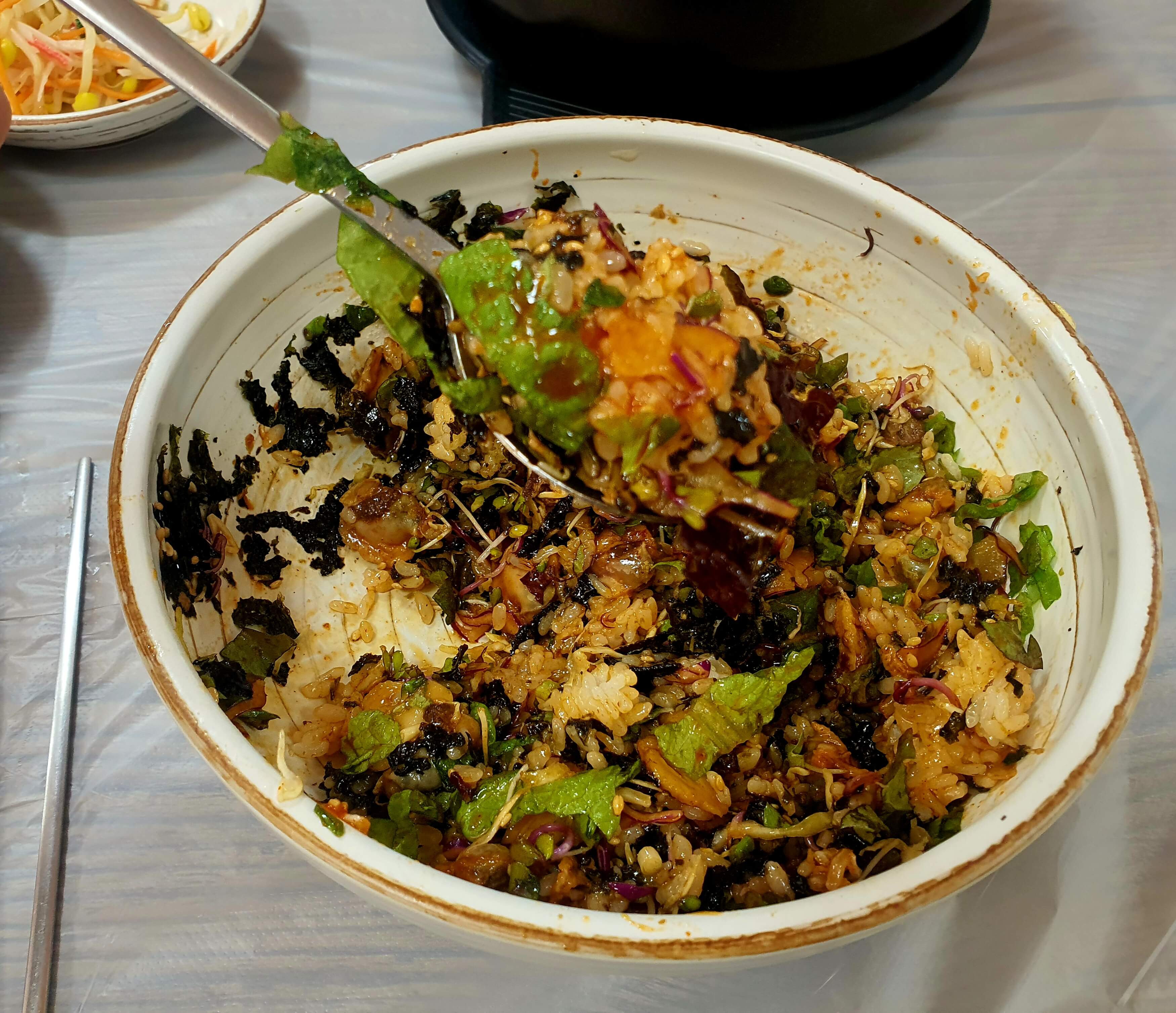 엄마손해물뚝배기