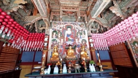 남해 용문사 : 호국 불교의 성지 산 아래 용연이 있어 용문사