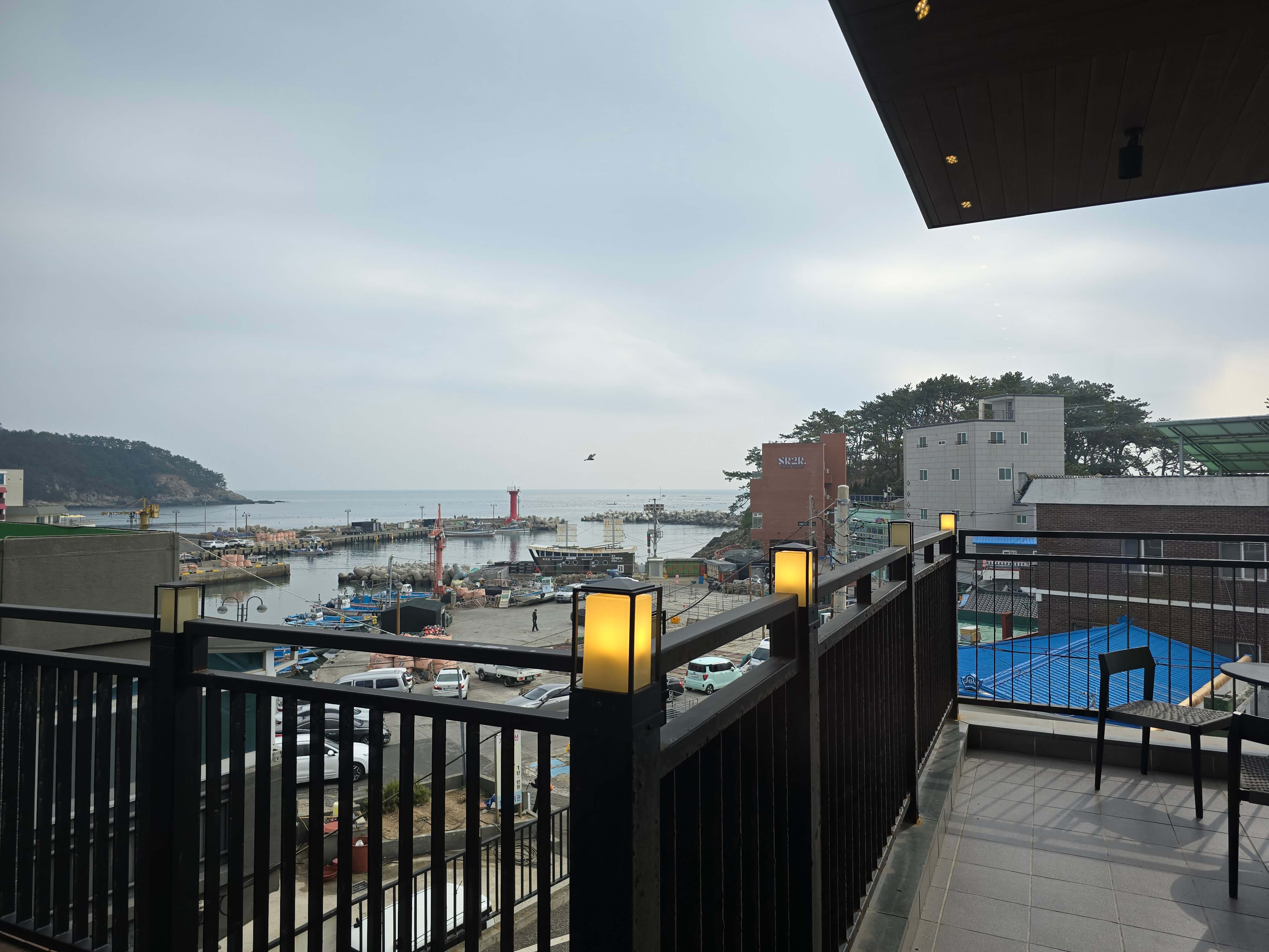 송정해수욕장, 롯데프리미엄아울렛 근처 스타벅스 동부산DT점