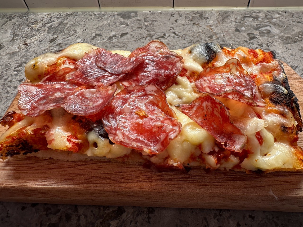 서울에서 만나는 정통 로마식 조각 피자, 신사 라모따 리뷰