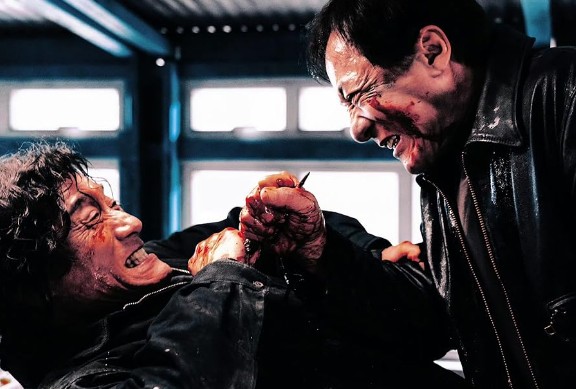 [영화 포풍추영 후기/리뷰] OTT 다시보기 보는곳 - 줄거리, 결말, 원작, 재밌나요? 재미 있다 vs 재미 없다