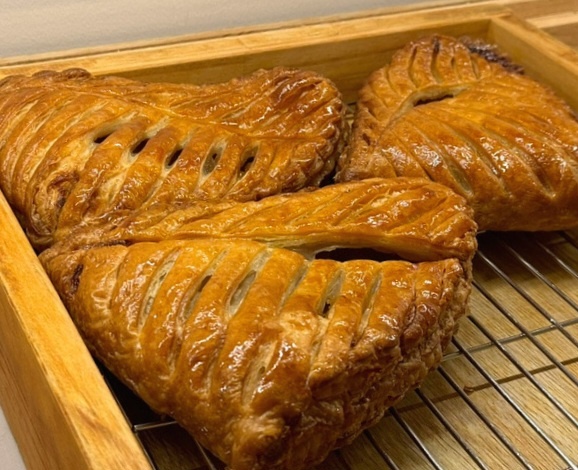 생활의달인 부산 쿠론 페스츄리 맘모스 크루아상 빵 맛집 위치 및 정보(빵의전쟁)