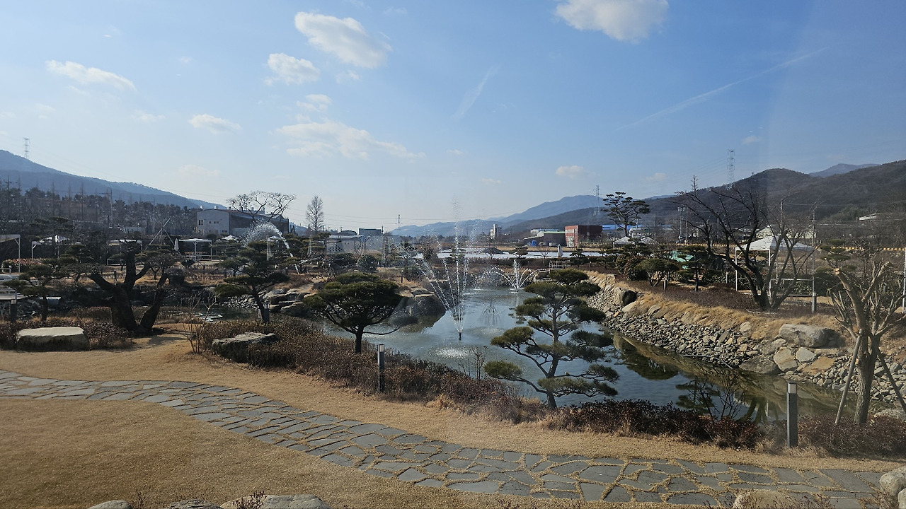 양산 하북면 대형 카페 [트리폰즈] 방문 후기