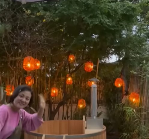 박나래, 박나래 논란, 박나래 매니저, 박나래 갑질, 박나래 디스패치, 박나래 피소, 박나래 상해, 박나래 가압류, 박나래 프로필, 박나래 키, 박나래 나이, 연예인 갑질 논란, 연예계 소송, 여성 개그우먼, 나혼자산다 박나래, 박나래 방송 하차, 박나래 이미지, 디스패치 단독, 연예인 매니저 갑질, 박나래 부동산 가압류