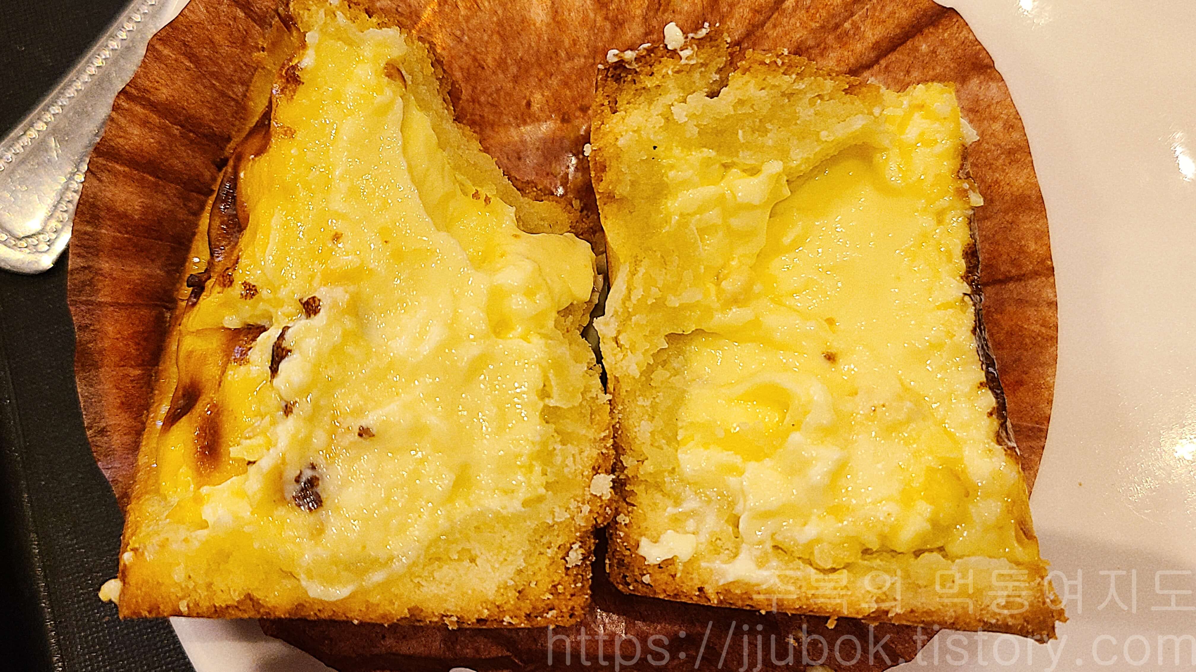 아롬-베이크-빅-고메-에그타르트-커스터드-크림