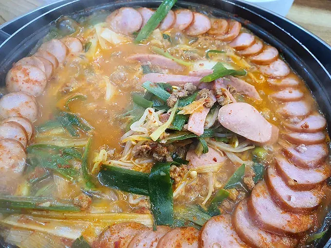 인계동 부대찌개집 '이나경 송탄부대찌개'