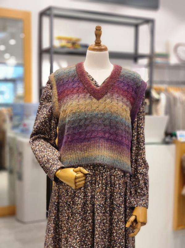 써스데이아일랜드 그라데이션 T228MVT240W