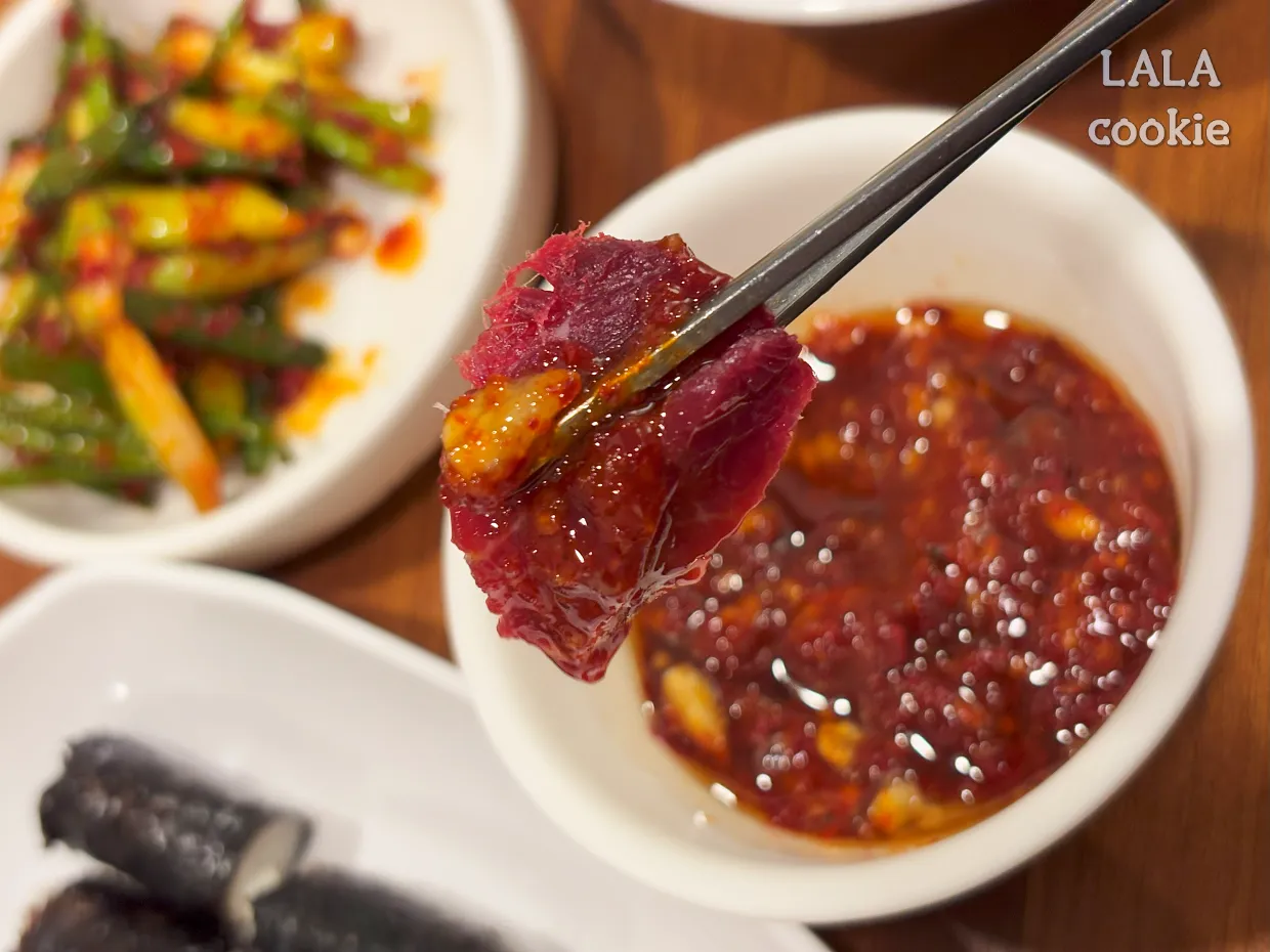 대구-상인동-생고기-맛집-최윤숙안동생고기뭉티기-생고기와-양념장
