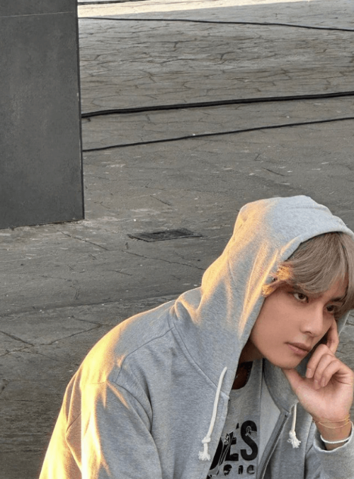 뷔 이서진