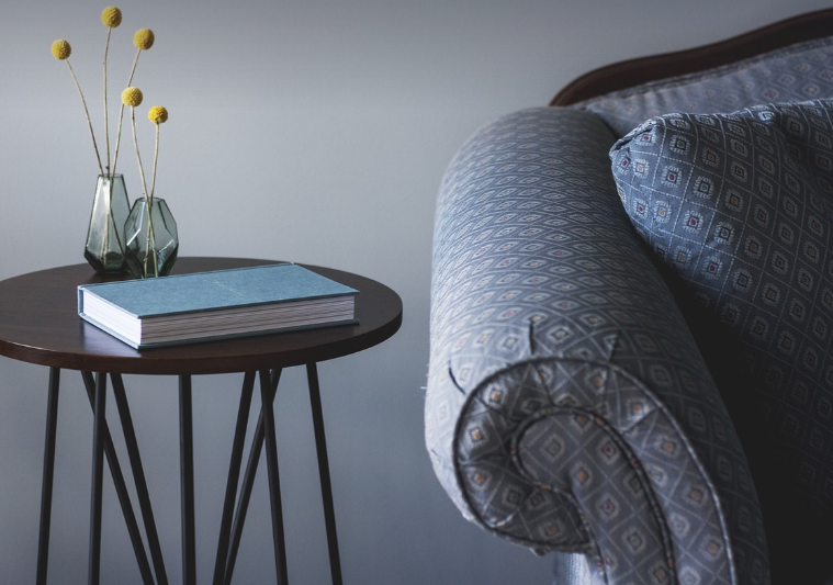 실내 쇼파 및 테이블사진