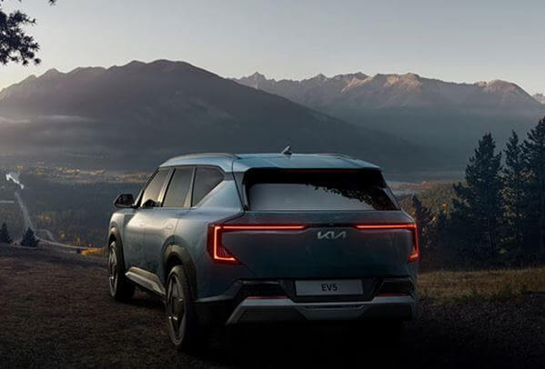 EV5-양산모델-후면