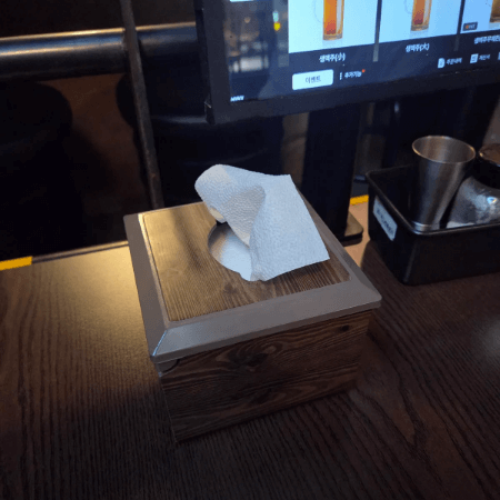 테라다 식당 논현점 테이블 구성