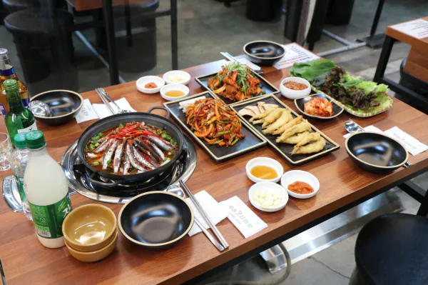 생생정보 고수의 부엌 멸치쌈밥정식