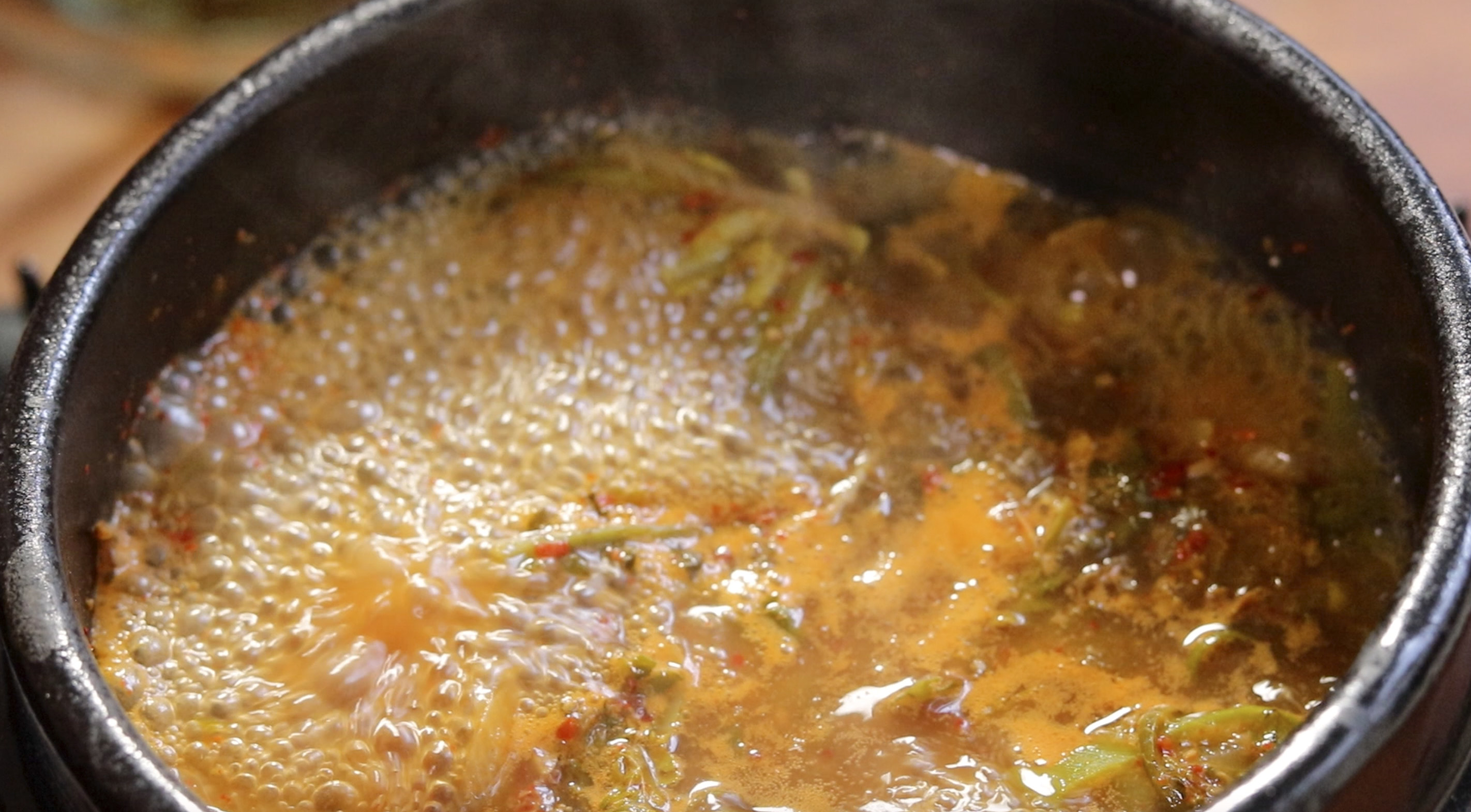 보글보글 끓이는 사진