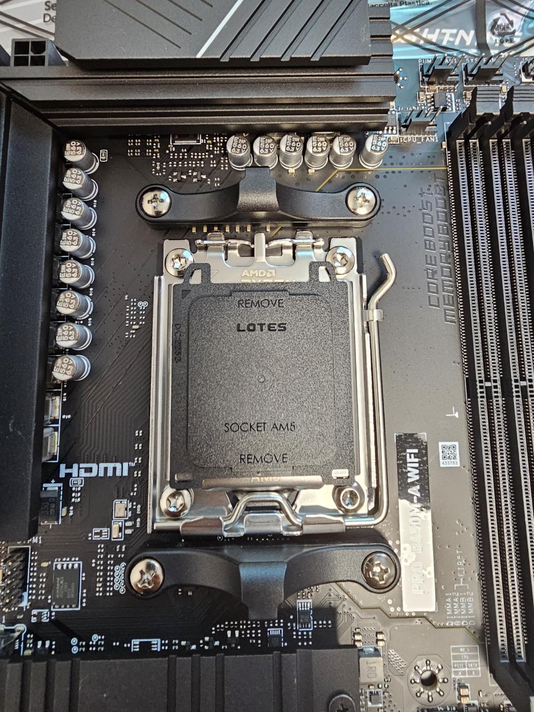 MSI_PRO_B650M-A_WIFI_소켓