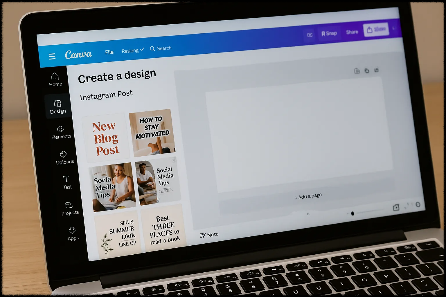 Canva로 제작 중인 인스타그램 카드뉴스 템플릿 화면