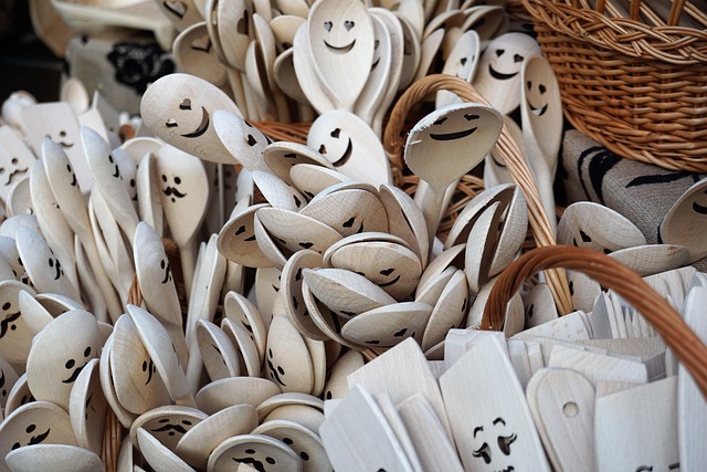 SNS를 활용한 전통 상품의 글로벌 마케팅 사례