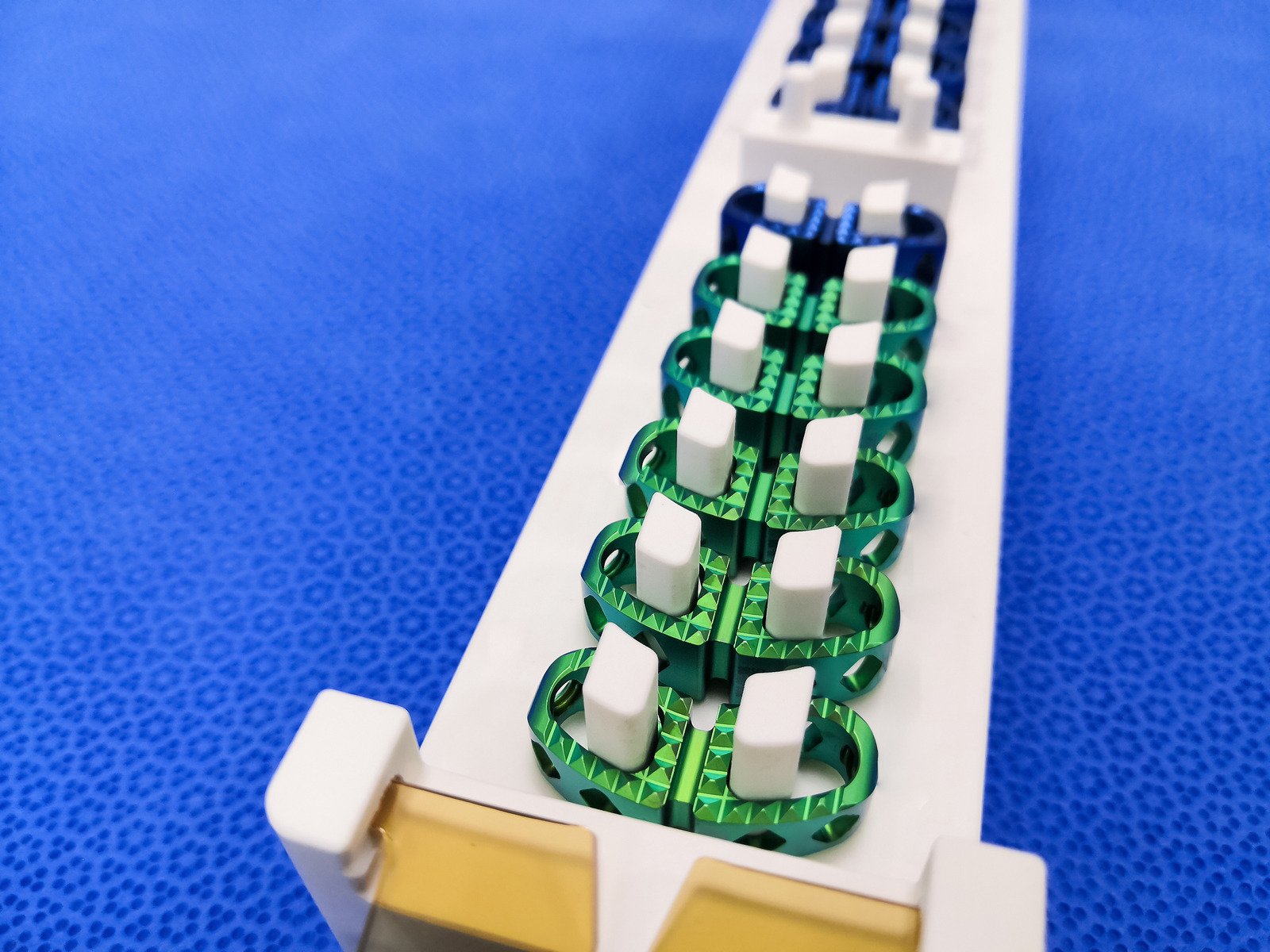 최소침습 유합술(MIS-TLIF)이란? – 허리 수술의 새로운 대안