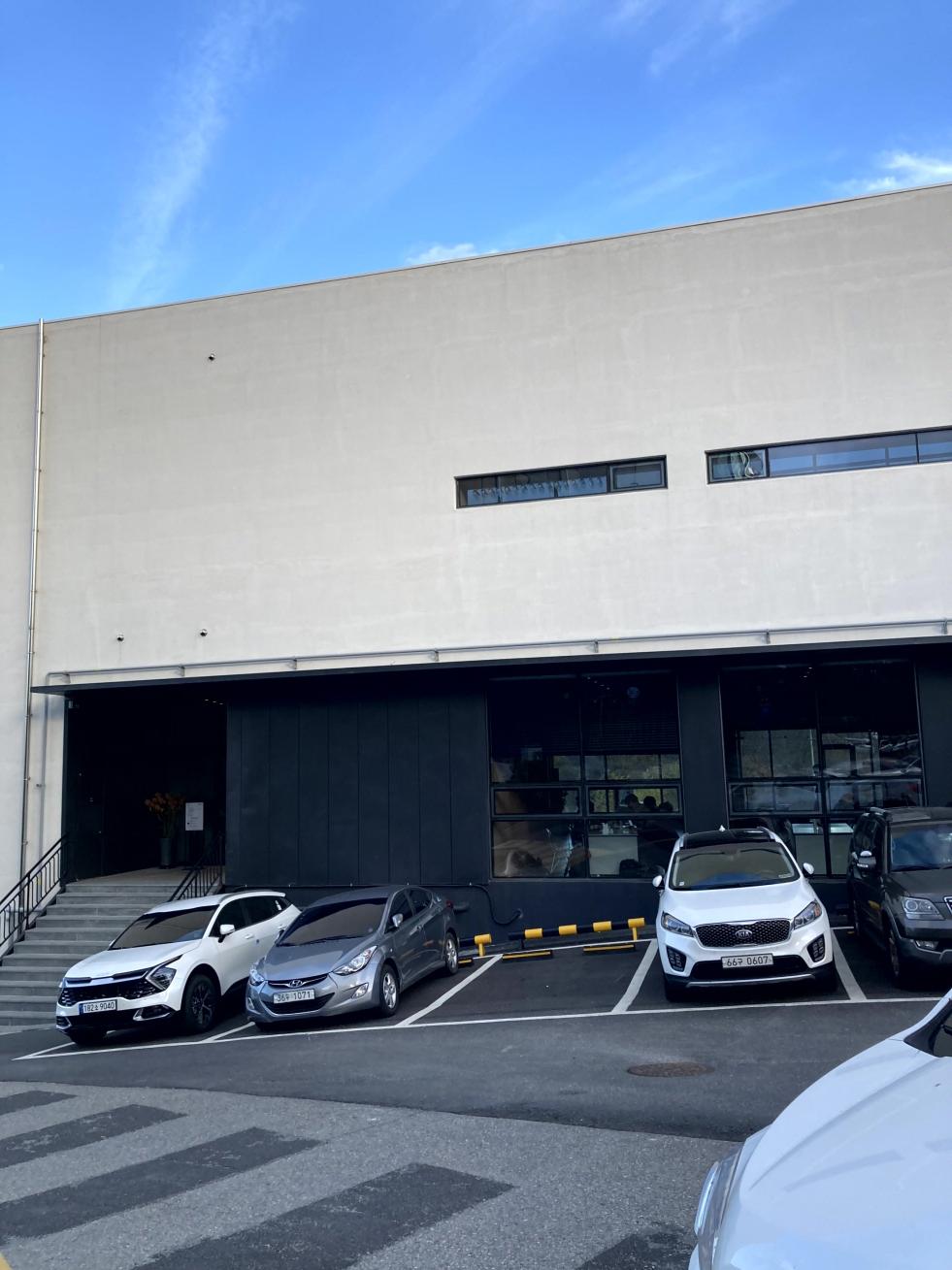 군산르락_주차장