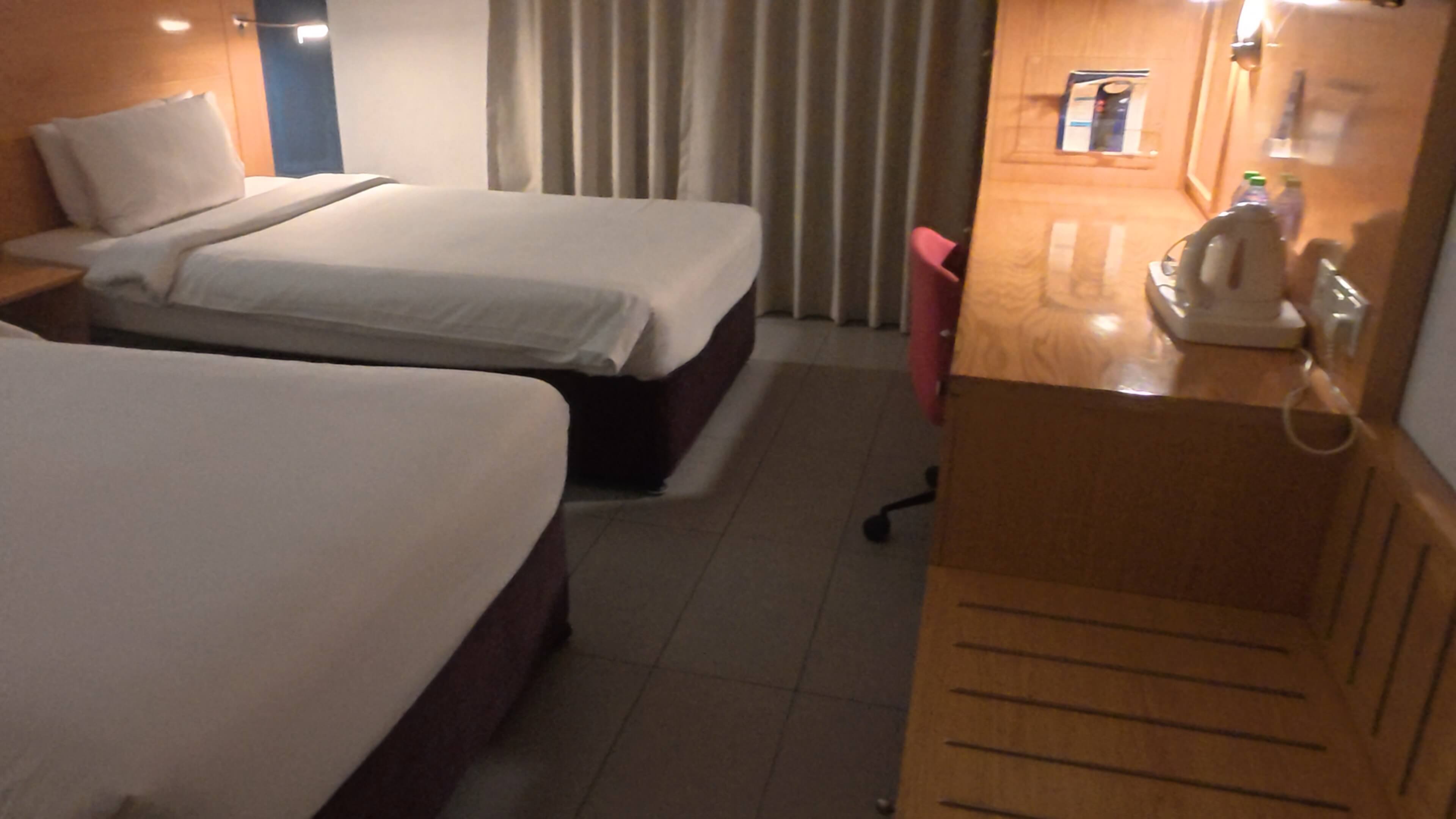 홀리데이 인 익스프레스 두바이 에어포트