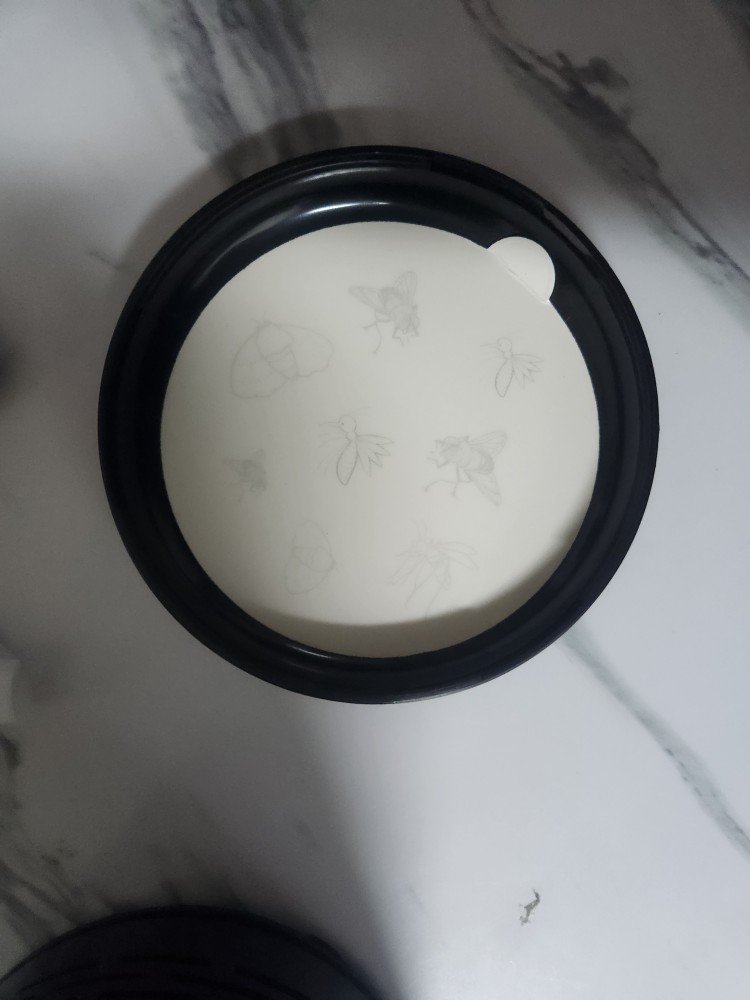 스피세프 흡입식 모기퇴치기