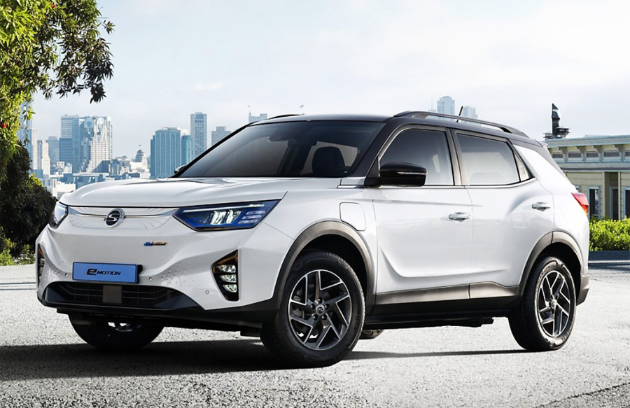 코란도 이모션 측면