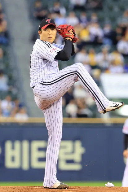 2025 시즌 LG트윈스 최고 연봉 계약 선수는 누구? [프로 야구 투수 타자 포수]