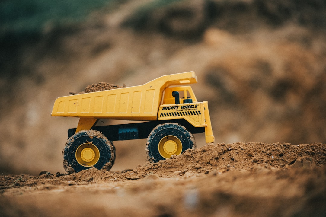 Dump truck