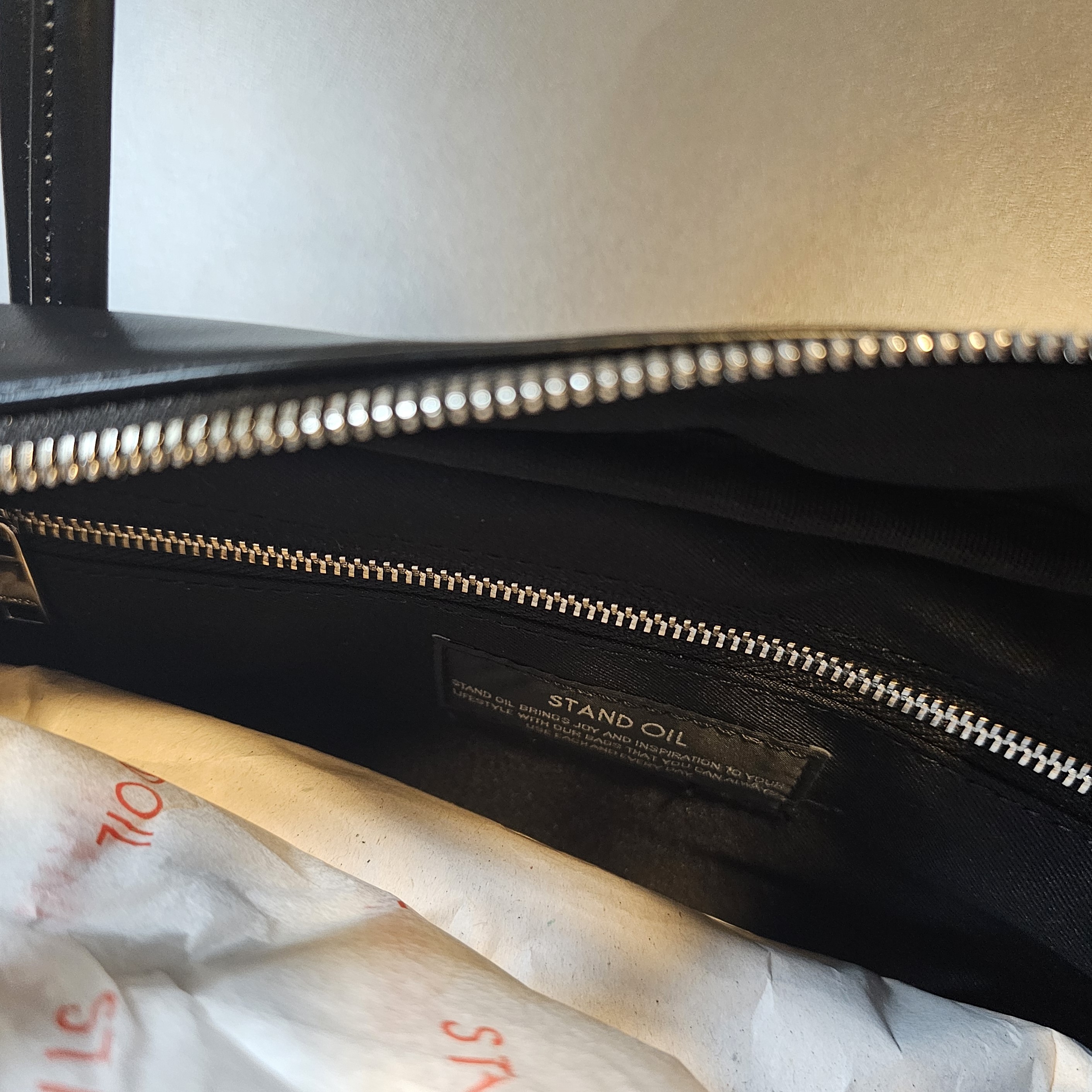 스탠드오일 모어 바게트백